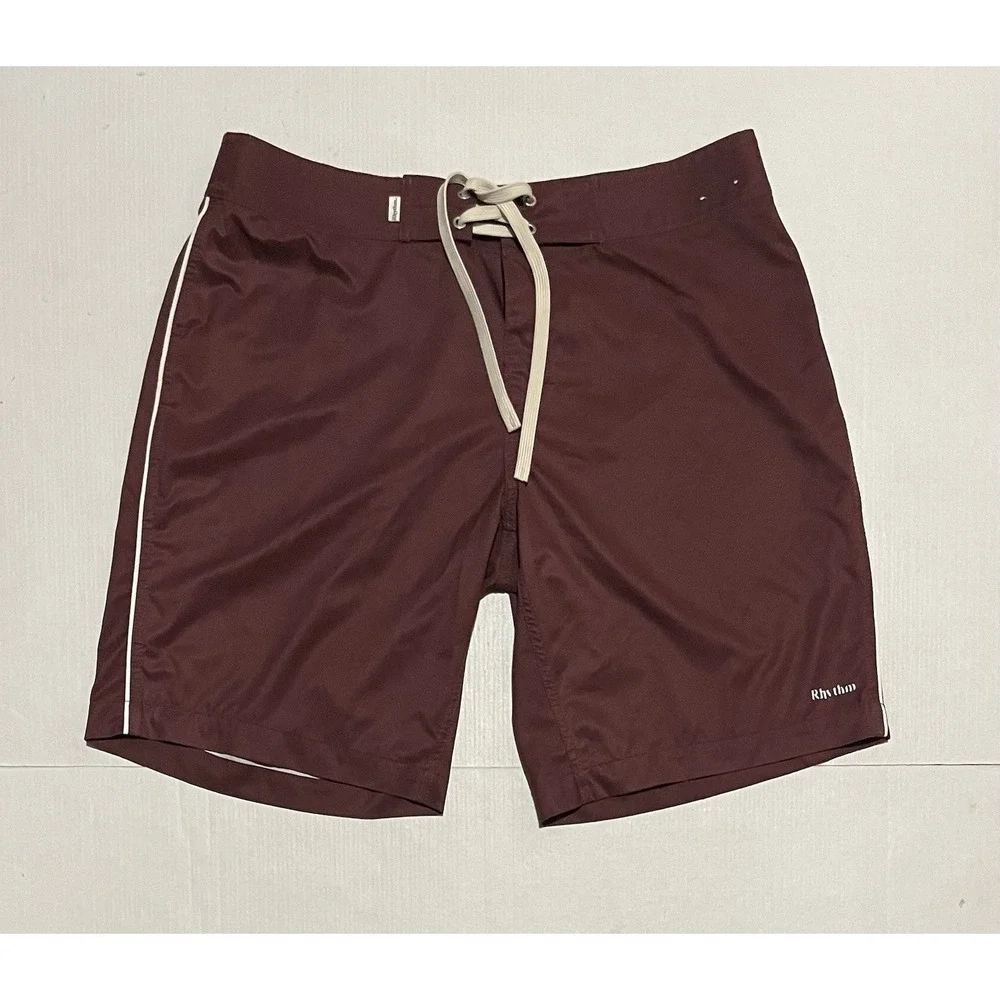 Rhythm Board Shorts Men's Size 32 X 9.5 Burgundy Maroon Stretch Swim Trunks